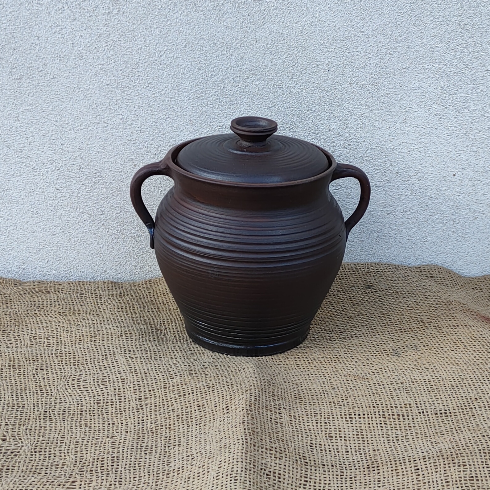 Fotka hrnec tmavý 1,5l středověk