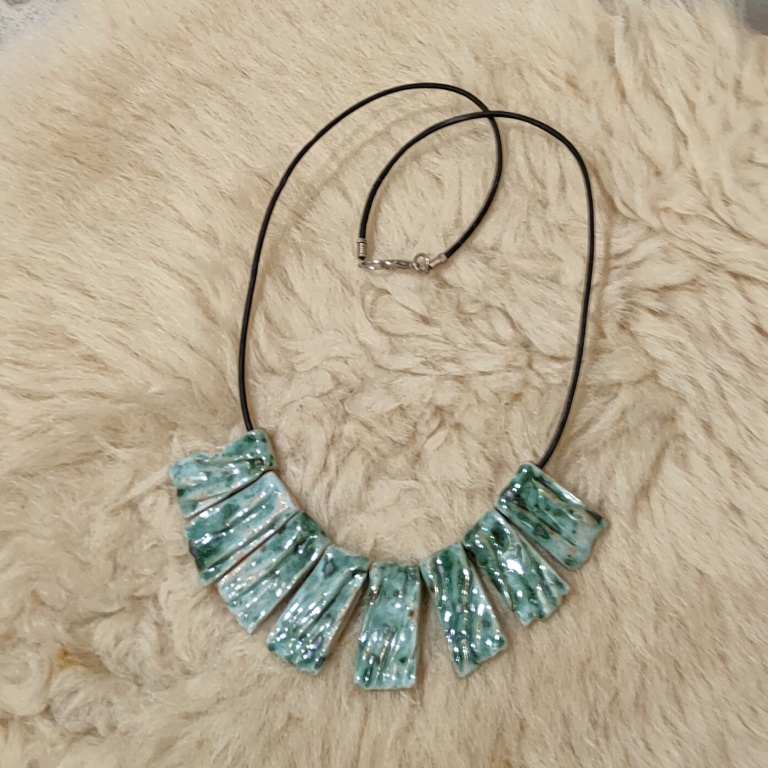Fotka keramický náhrdelník tyrkysový