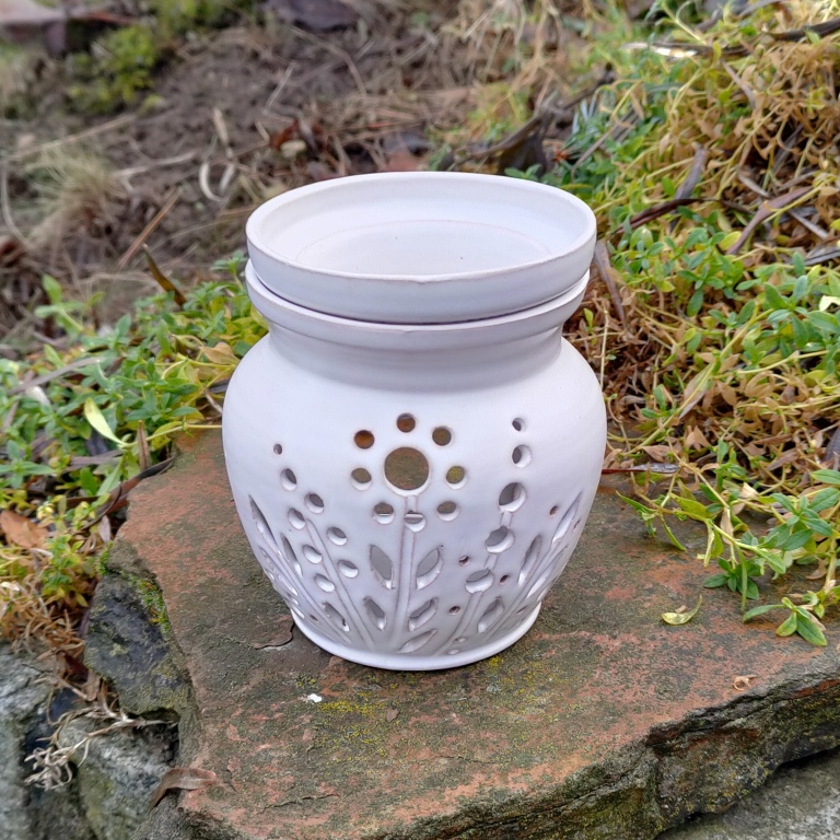 Fotka Aromalampa smetanová kytička