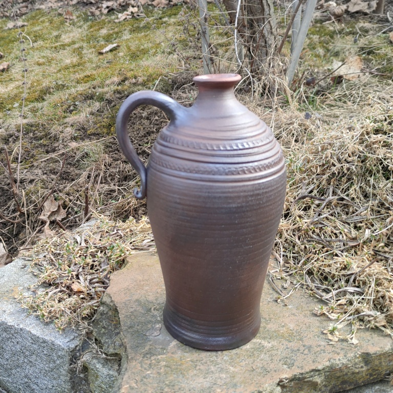 Fotka láhev tmavá baculatá 1l