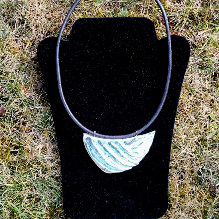 Fotka keramický náhrdelník tyrkisová barva